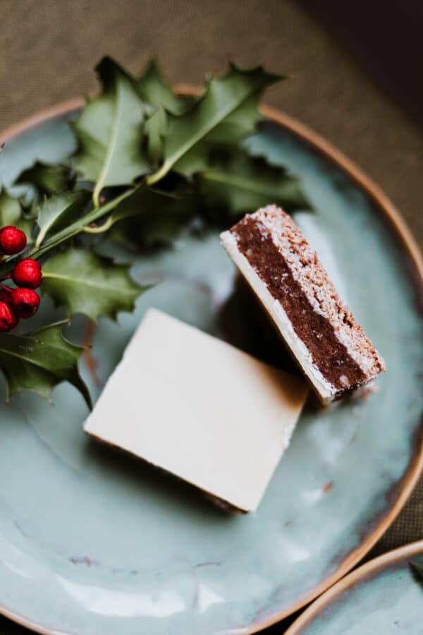 Caramel shortbread met witte chocolade