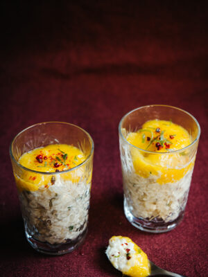 Rijstpap met mangocoulis, limoenzeste en munt