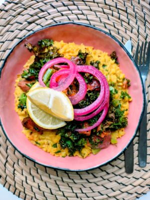 Kitchari met zoete aardappel en boerenkool