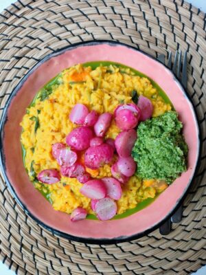 Kitchari met radijsjes en zoete aardappel