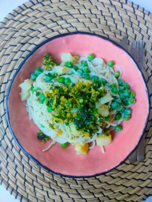 Romige spaghetti met asperges en erwtjes